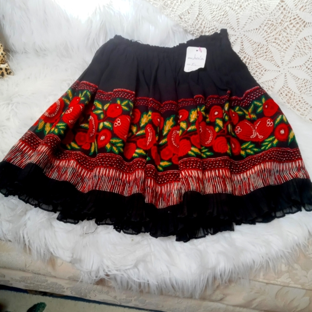 Anna Sui NWT Mini Skirt XS